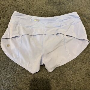 lululemon light purple speed up shots 2.5”